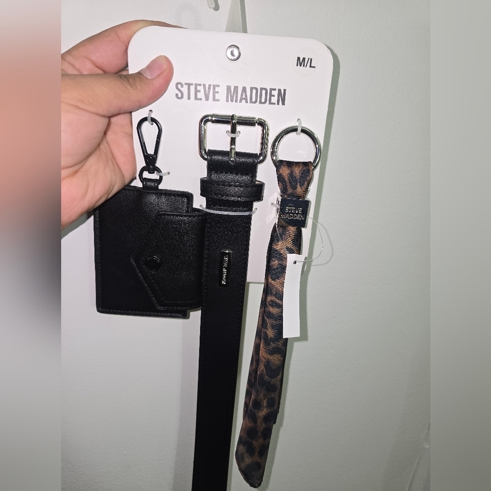 Steve Madden Black Men's Wallet and Belt Set - Picture 6 of 6